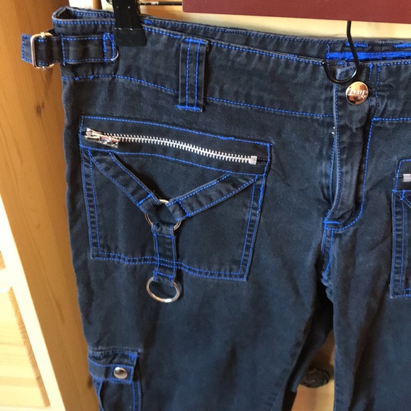 White Tripp Pants TRIPP NYC Gothic Punk Rocker Capri Pants - Striped Skate Biker Style, Juniors Sizes, Cotton Blend Alternative Fashion Shorts - Foto 8